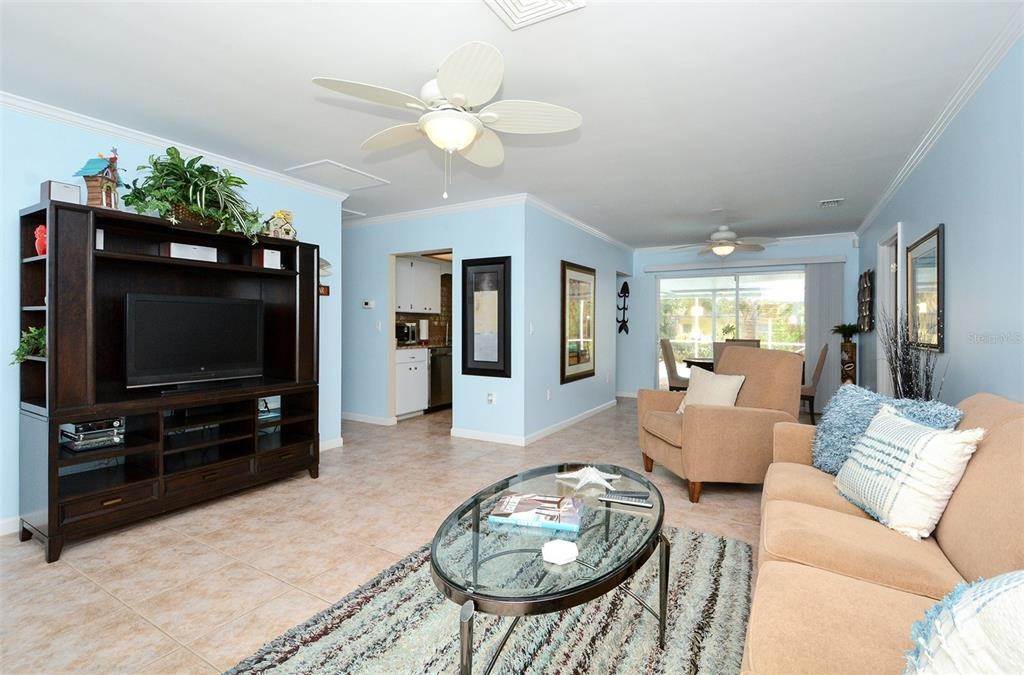 11. Residential Lease at 156 GAUSE DRIVE Venice, Florida 34293 United States