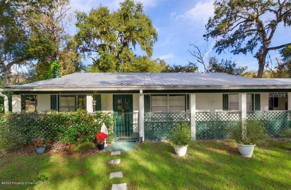 Single Family Homes por un Venta en 5255 OLIVET DRIVE Ridge Manor, Florida 33523 Estados Unidos