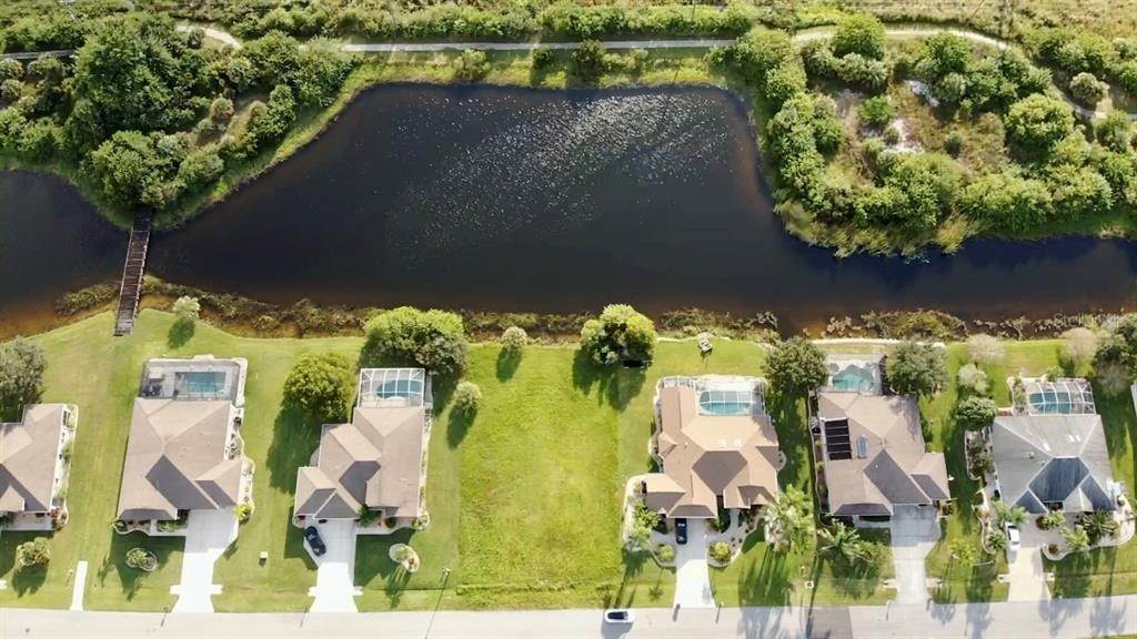 土地,用地 为 销售 在 12779 SW PEMBROKE CIRCLE Lake Suzy, 佛罗里达州 34269 美国