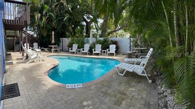 11. Single Family Homes for Sale at 301 HIGHLAND AVENUE 3 Bradenton Beach, Florida 34217 United States