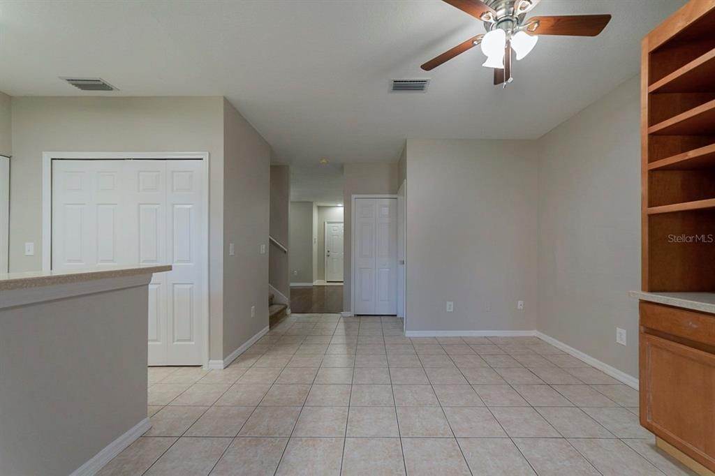10. Single Family Homes for Sale at 1417 SEDGWICK DRIVE Wesley Chapel, Florida 33543 United States