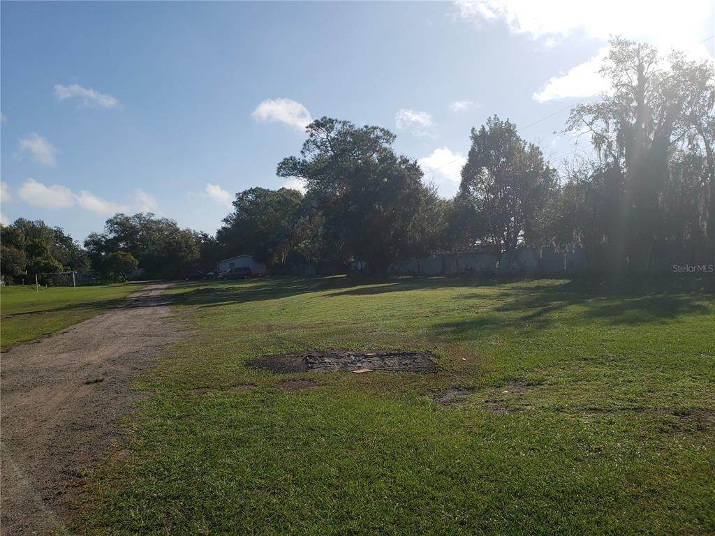 Residential Income for Sale at 2965 DIXON AVENUE Dover, Florida 33527 United States