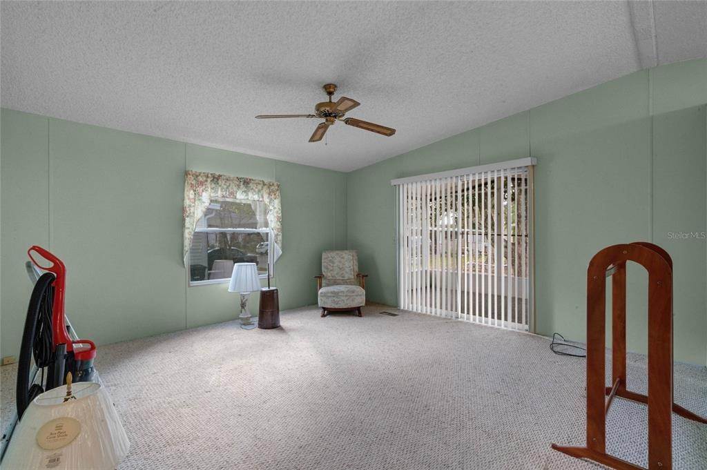 11. Single Family Homes for Sale at 690 LONDON BRIDGE ROAD Winter Garden, Florida 34787 United States