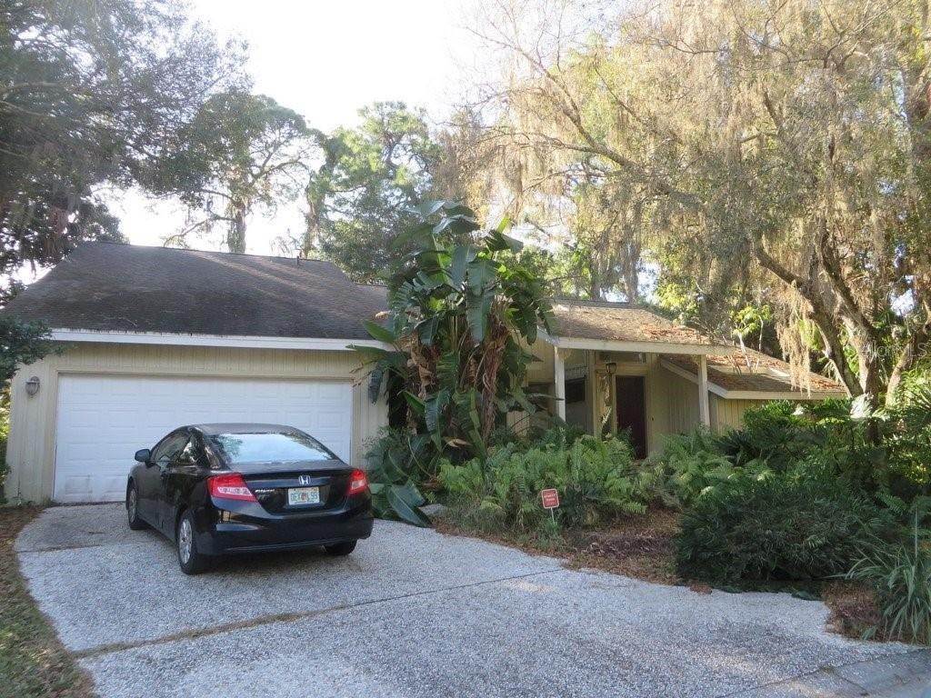 1. Single Family Homes for Sale at 847 HAMPTON WOOD COURT Sarasota, Florida 34232 United States