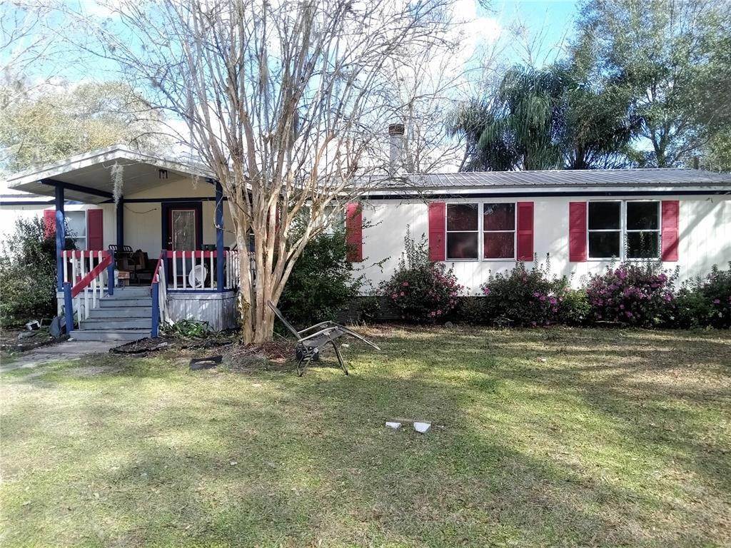 Single Family Homes for Sale at 228 GAIL DRIVE Satsuma, Florida 32189 United States