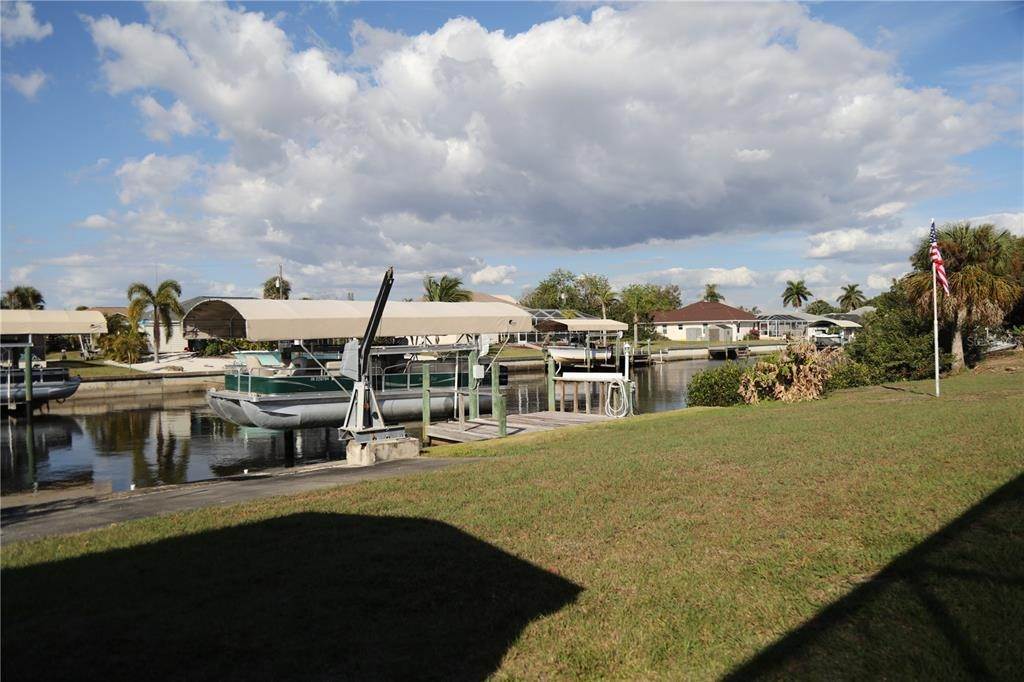 12. Single Family Homes for Sale at 12366 QUINLAN Avenue Port Charlotte, Florida 33981 United States