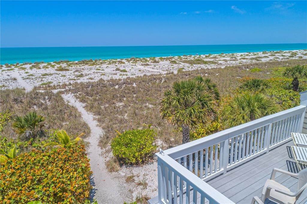 9. Single Family Homes for Sale at 480 GULF BOULEVARD 2 Boca Grande, Florida 33921 United States