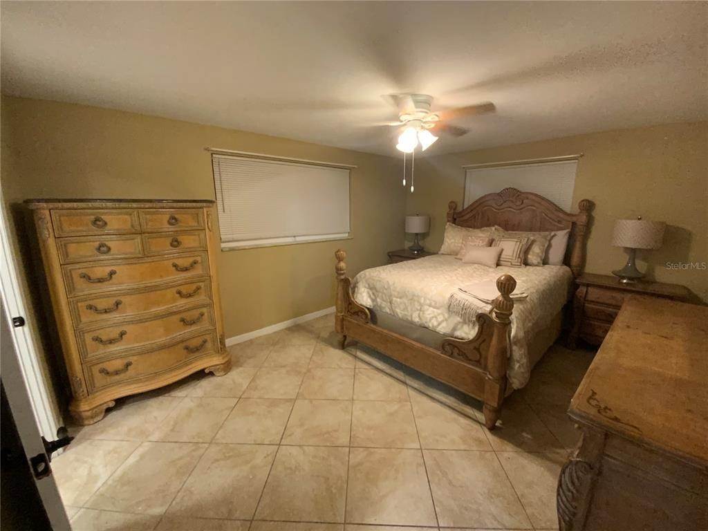 16. Single Family Homes for Sale at 1412 SE HIGHWAY 31 Arcadia, Florida 34266 United States