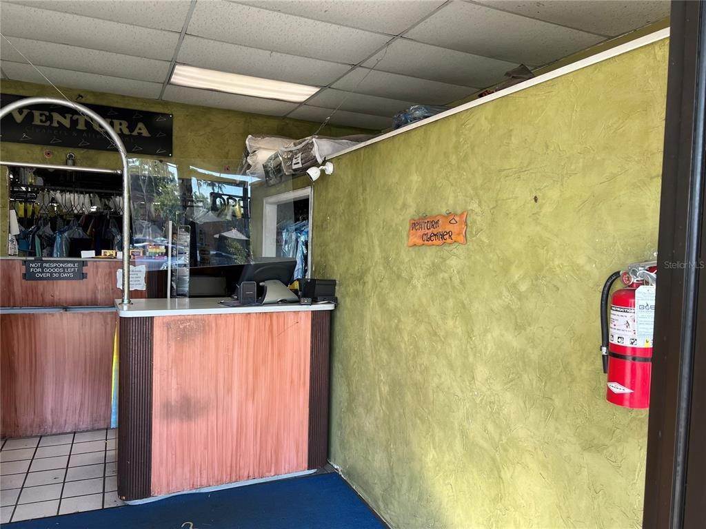 2. Business Opportunity for Sale at E OSCEOLA PARKWAY Kissimmee, Florida 34743 United States