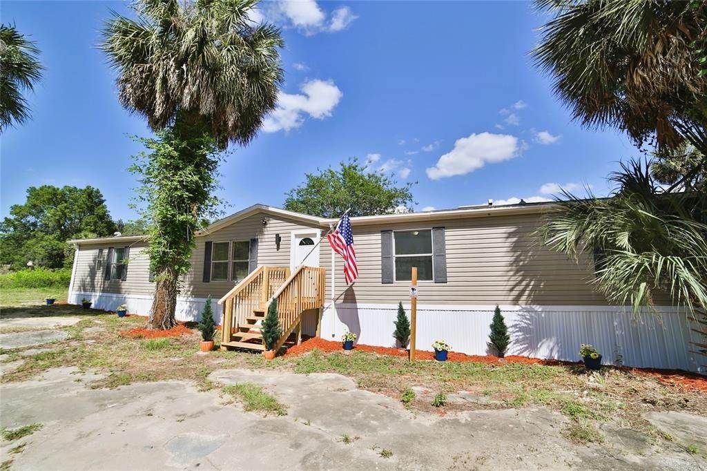 Single Family Homes for Sale at 24970 COUNTY ROAD 42 Paisley, Florida 32767 United States