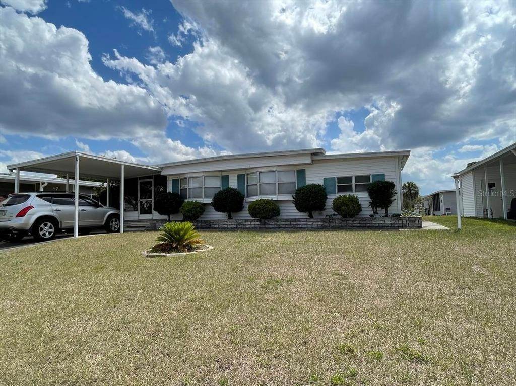 1. Single Family Homes for Sale at 7325 FIRST CIRCLE DRIVE Brooksville, Florida 34613 United States