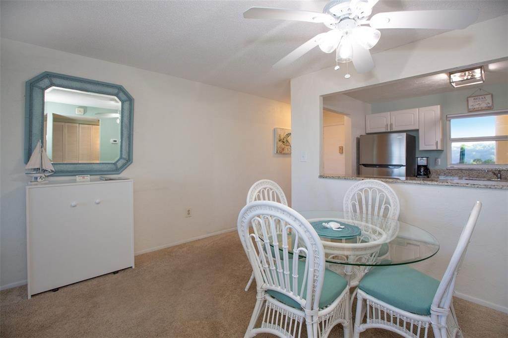 15. Single Family Homes for Sale at 901 BEACH ROAD 303 Sarasota, Florida 34242 United States
