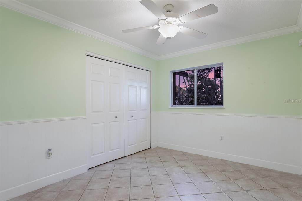 19. Single Family Homes for Sale at 8208 WOODLAWN CIRCLE Palmetto, Florida 34221 United States