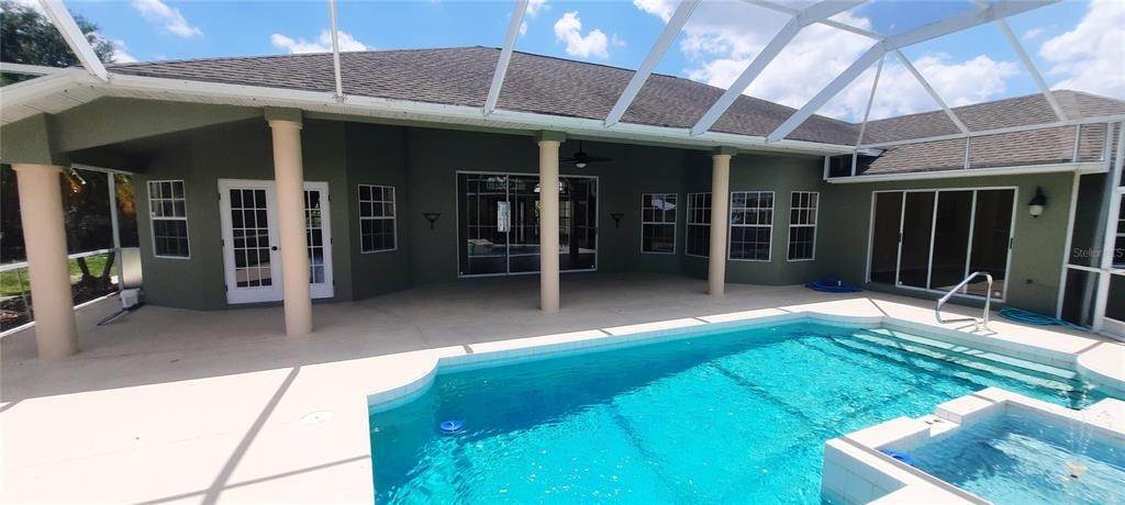 3. Single Family Homes for Sale at 460 CHUBUT COURT Punta Gorda, Florida 33983 United States