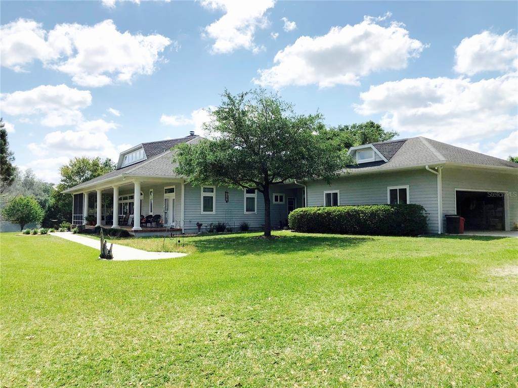 Single Family Homes 为 销售 在 210 SW FOX SQUIRREL PLACE Fort White, 佛罗里达州 32038 美国