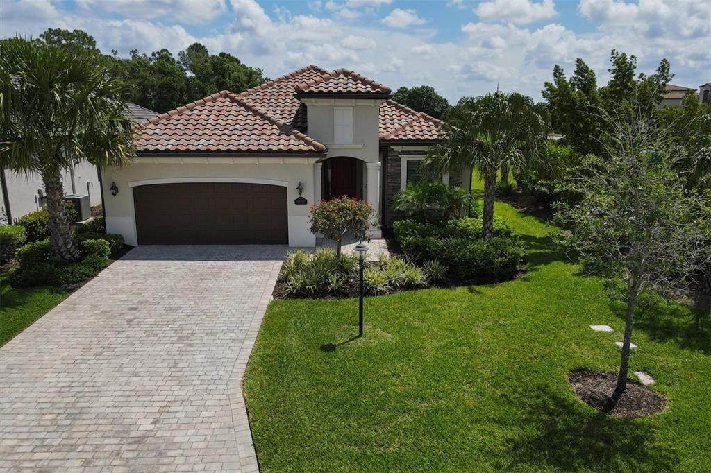 1. Single Family Homes for Sale at 6137 CESSNA RUN Bradenton, Florida 34211 United States