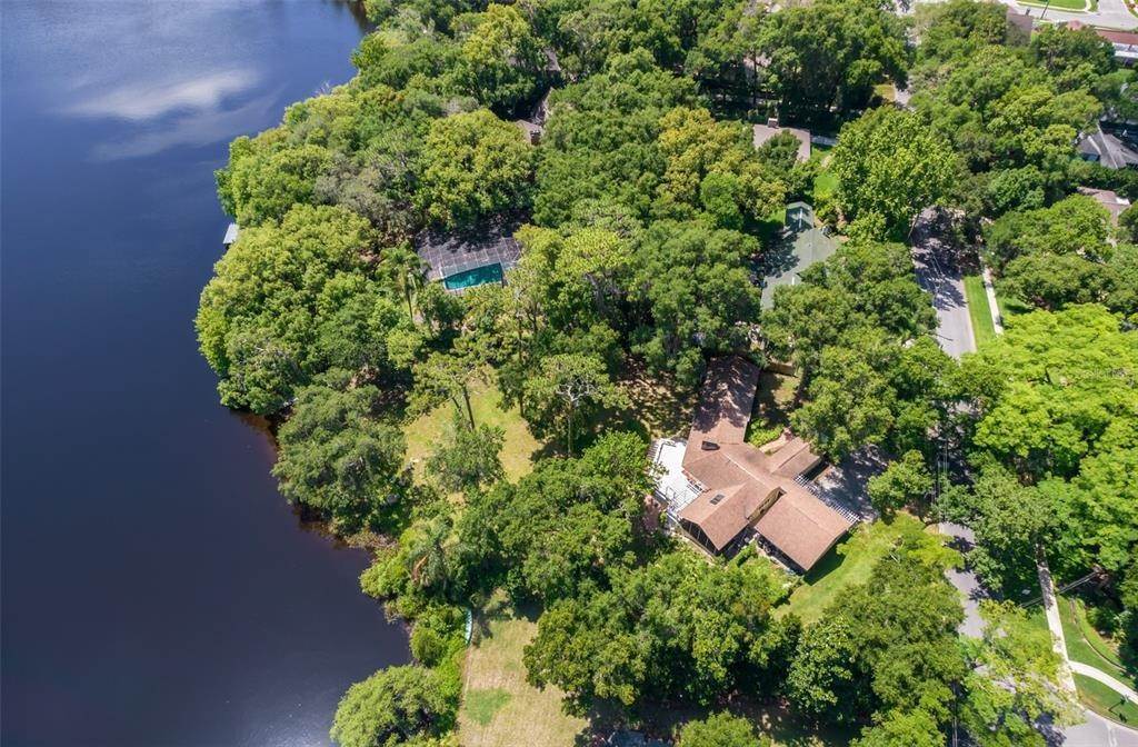 6. Single Family Homes for Sale at 611 LAKE AVENUE Altamonte Springs, Florida 32701 United States