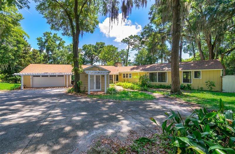 1. Single Family Homes for Sale at 611 LAKE AVENUE Altamonte Springs, Florida 32701 United States