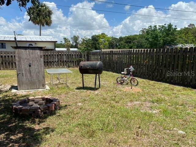 6. Single Family Homes for Sale at 4493 SE 22ND COURT Okeechobee, Florida 34974 United States