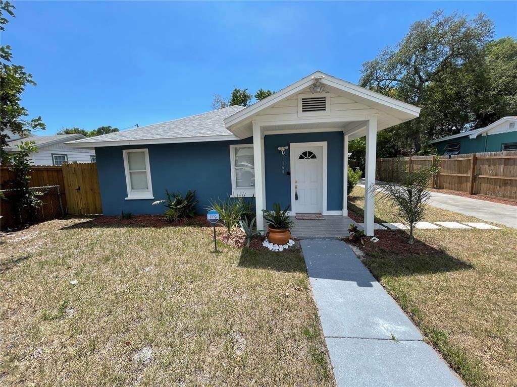 4. Single Family Homes for Sale at 1560 S MICHIGAN AVENUE Clearwater, Florida 33756 United States