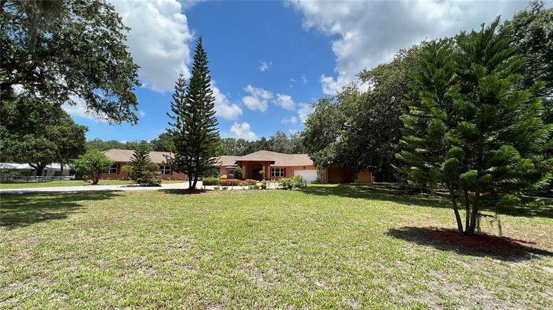 4. Single Family Homes for Sale at 7333 FOX TROTTING ROAD Sarasota, Florida 34241 United States