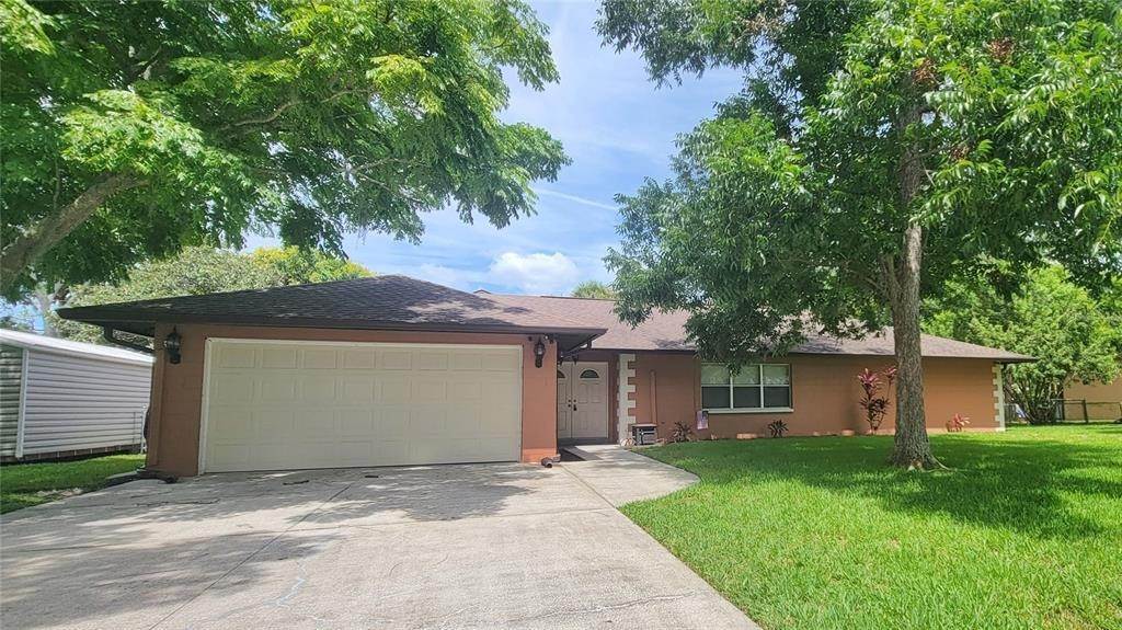 Single Family Homes por un Venta en 839 VARR AVENUE Rockledge, Florida 32955 Estados Unidos