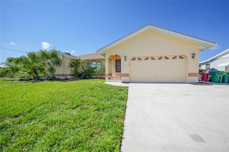 11. Single Family Homes for Sale at 715 STURGEON PLACE Punta Gorda, Florida 33950 United States