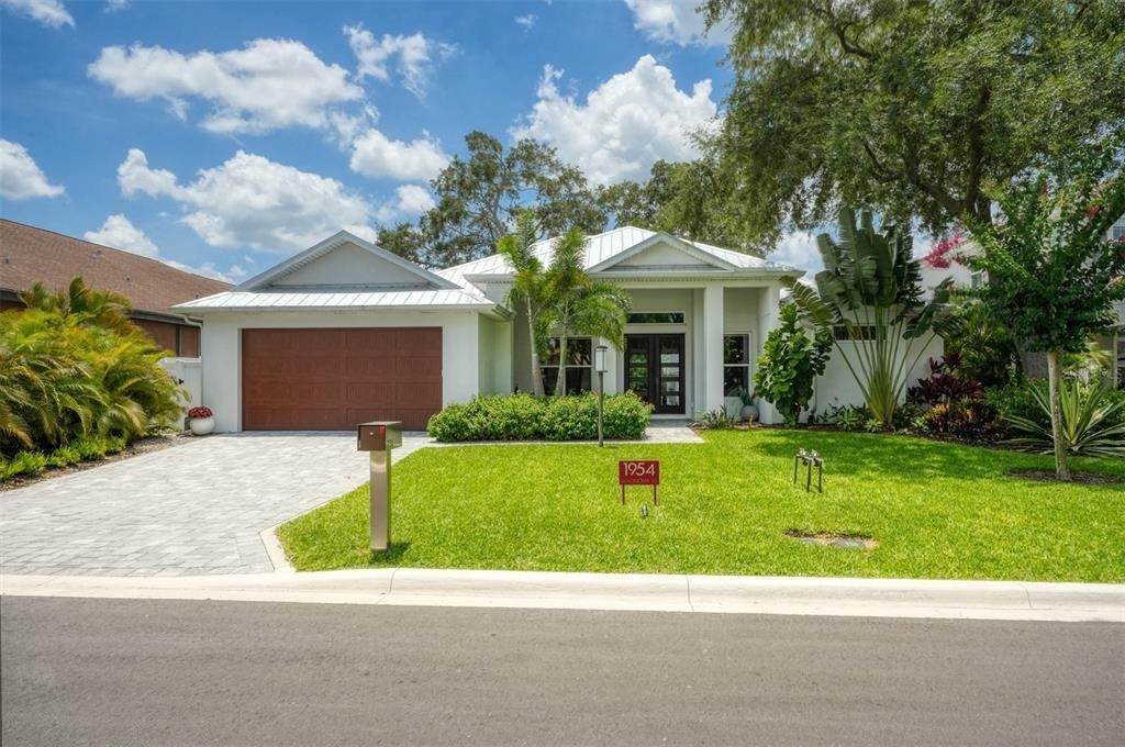 1. Single Family Homes for Sale at 1954 MAGNOLIA STREET Sarasota, Florida 34239 United States