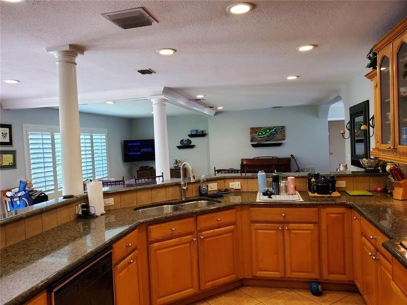 11. Single Family Homes for Sale at 2008 NATALEN ROAD Winter Park, Florida 32792 United States