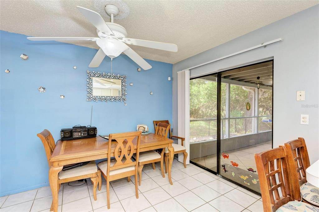 15. Single Family Homes for Sale at 5416 DESOTO PLACE Sarasota, Florida 34234 United States