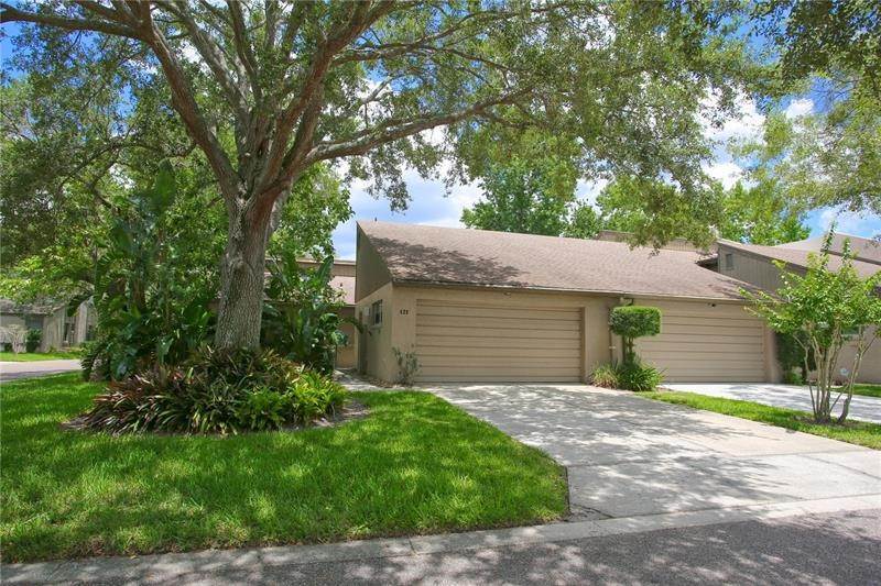 Single Family Homes 为 销售 在 121 TERIWOOD STREET Fern Park, 佛罗里达州 32730 美国