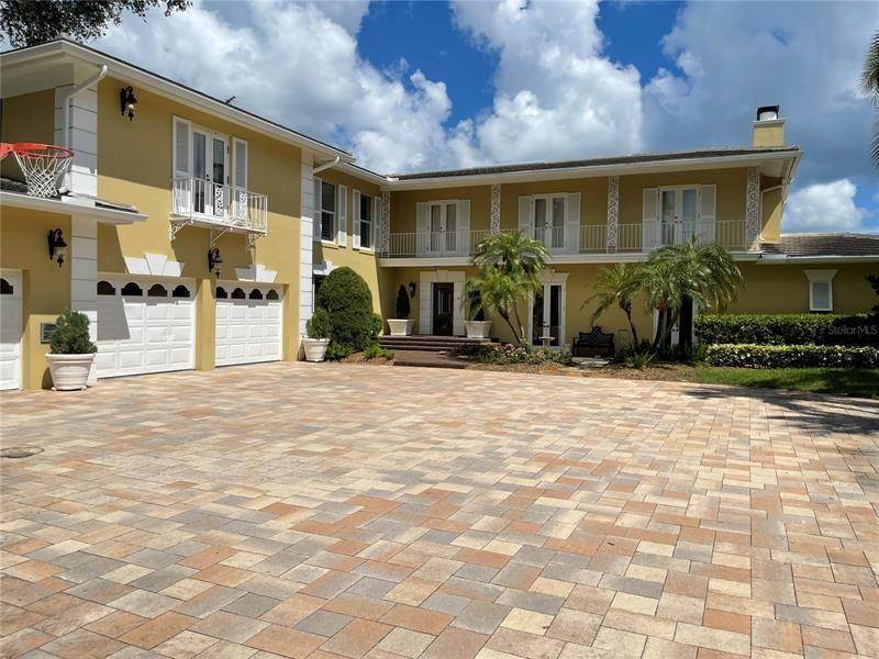Single Family Homes for Sale at 1741 BRIGHTWATERS BOULEVARD St. Petersburg, Florida 33704 United States
