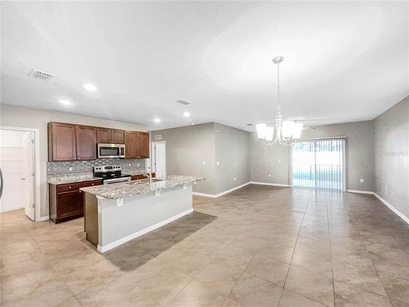 4. Single Family Homes for Sale at 4553 GADWALL DRIVE 4553 GADWALL DRIVE Kissimmee, Florida 34744 United States