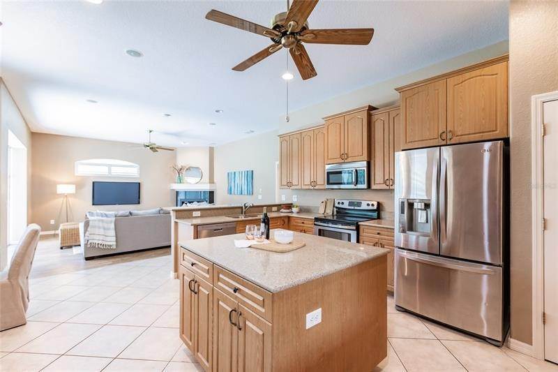 19. Single Family Homes for Sale at 1063 HARBOUR WAY Place Punta Gorda, Florida 33983 United States