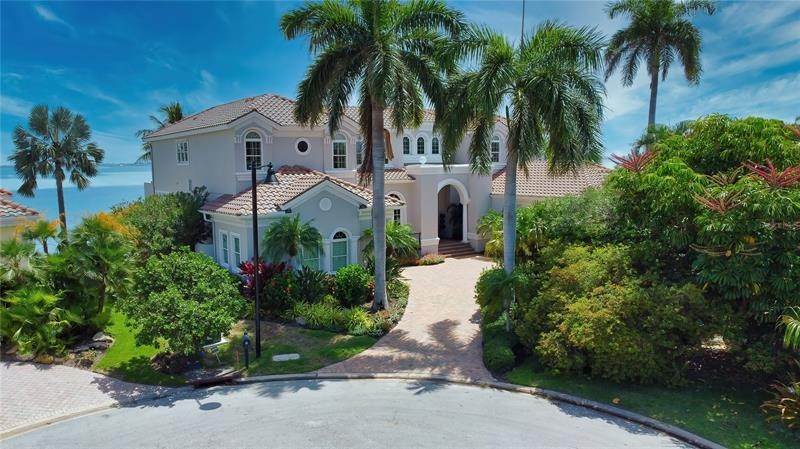 Single Family Homes for Sale at 596 OUTRIGGER LANE Longboat Key, Florida 34228 United States
