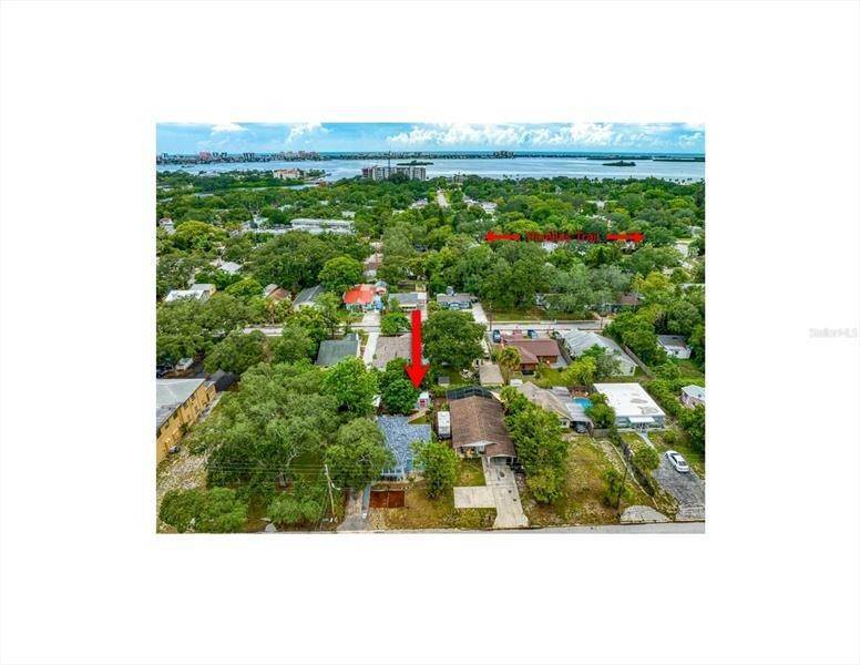 9. Single Family Homes for Sale at 1930 DOUGLAS AVENUE Clearwater, Florida 33755 United States