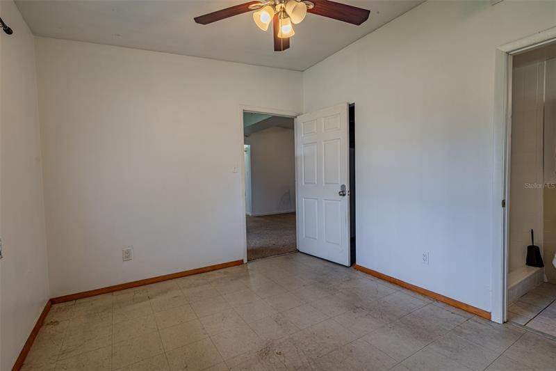 16. Single Family Homes for Sale at 1212 PARK MANOR DRIVE Orlando, Florida 32825 United States