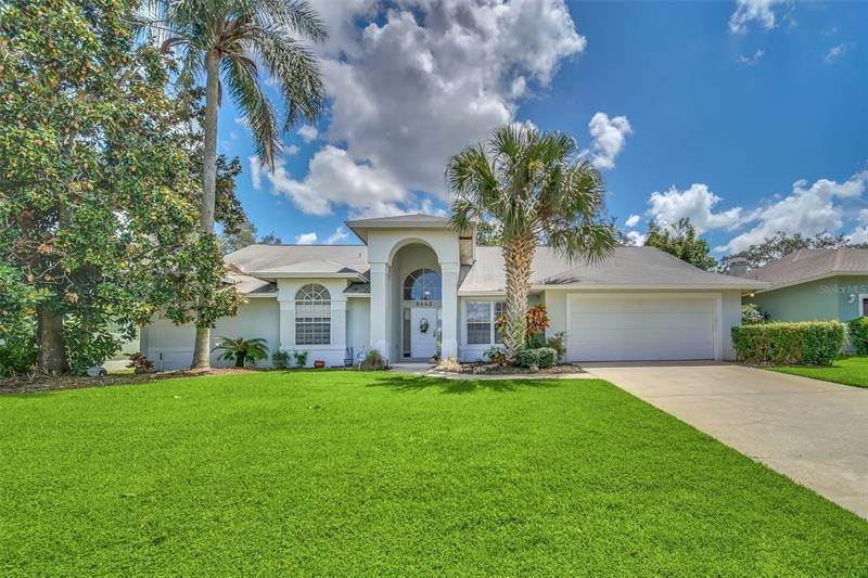 1. Single Family Homes for Sale at 8443 ISLAND PALM CIRCLE Orlando, Florida 32835 United States
