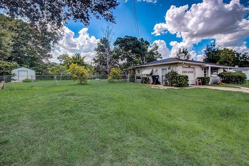 4. Single Family Homes for Sale at 4858 SEMINOLE AVENUE Winter Park, Florida 32792 United States