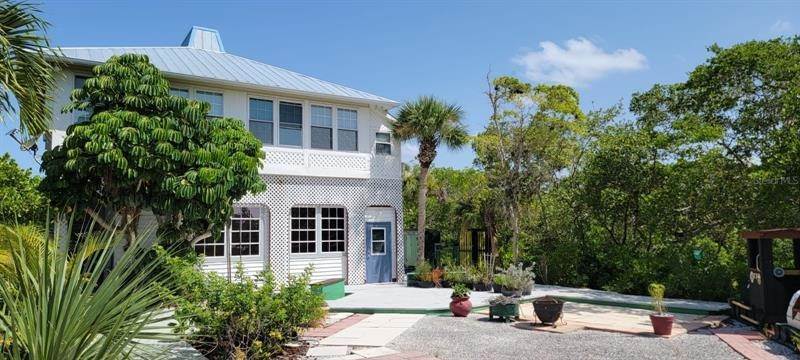 13. Single Family Homes for Sale at 20 PALM DRIVE Placida, Florida 33946 United States