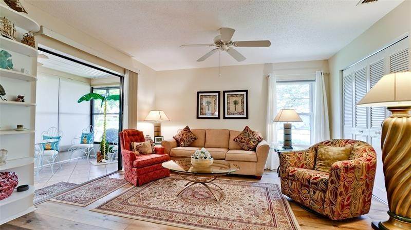 9. Single Family Homes for Sale at 4277 66TH STREET CIRCLE 4277 Bradenton, Florida 34209 United States