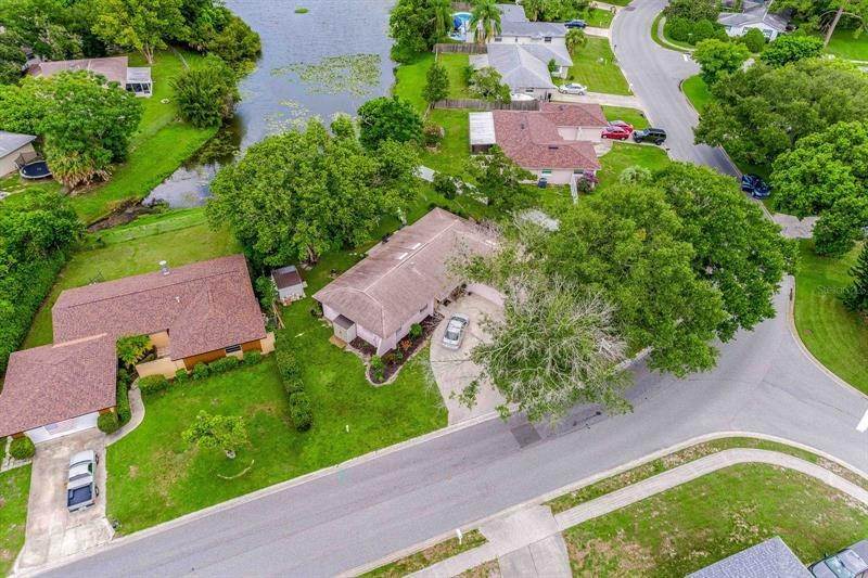 2. Single Family Homes for Sale at 724 LAUREL WAY Casselberry, Florida 32707 United States