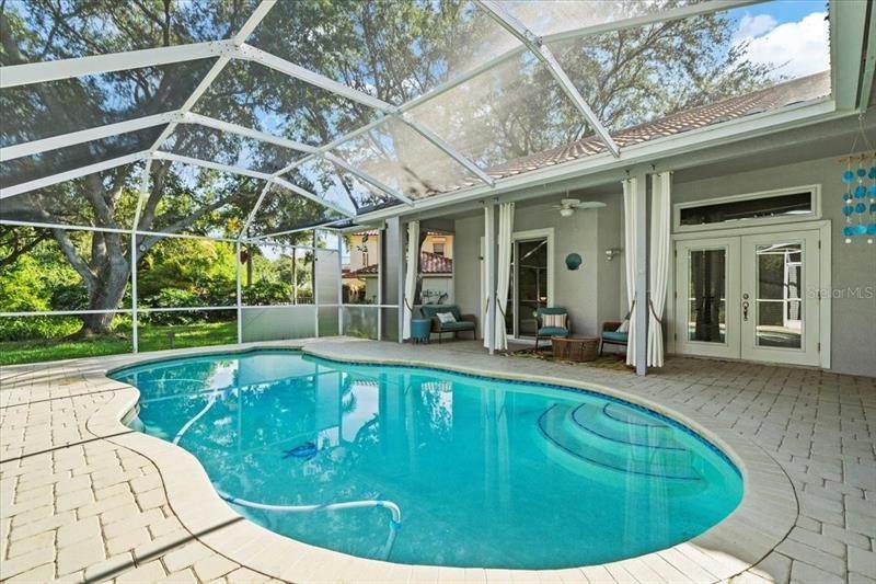 5. Single Family Homes for Sale at 1119 HOUNDS RUN Safety Harbor, Florida 34695 United States