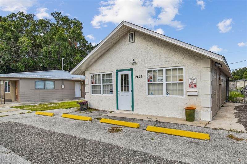 1. Commercial for Sale at 1935 GRAND BOULEVARD Holiday, Florida 34690 United States