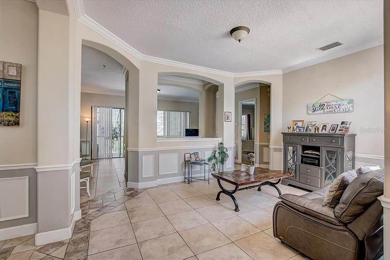 8. Single Family Homes for Sale at 1250 SHORECREST CIRCLE Clermont, Florida 34711 United States