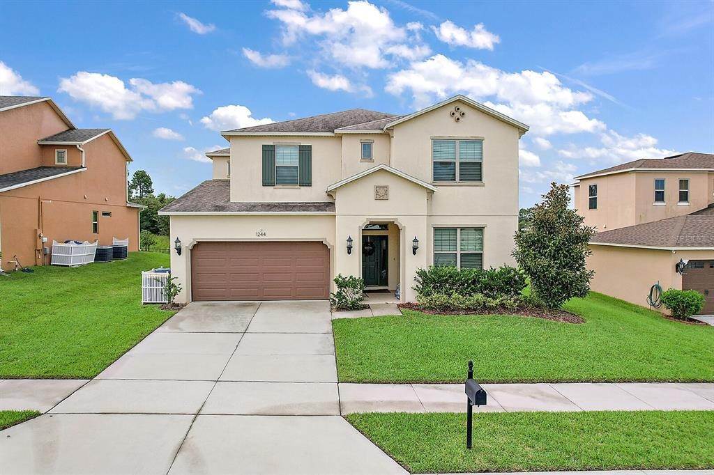 Single Family Homes for Sale at 1244 GATEWOOD AVENUE Minneola, Florida 34715 United States