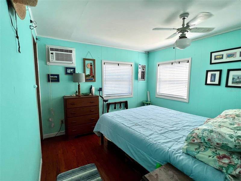 19. Single Family Homes for Sale at 8062 LITTLE GASPARILLA ISLAND Placida, Florida 33946 United States