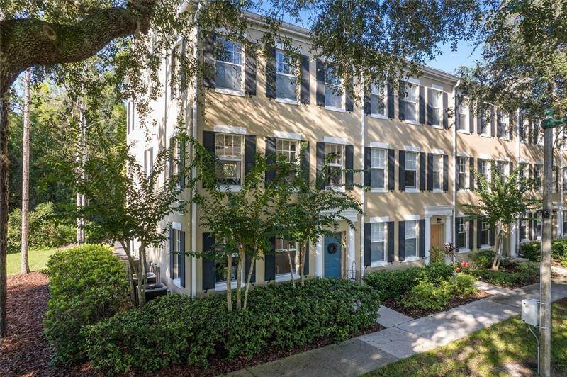 6. Single Family Homes for Sale at 1000 WATERSIDE DRIVE Celebration, Florida 34747 United States