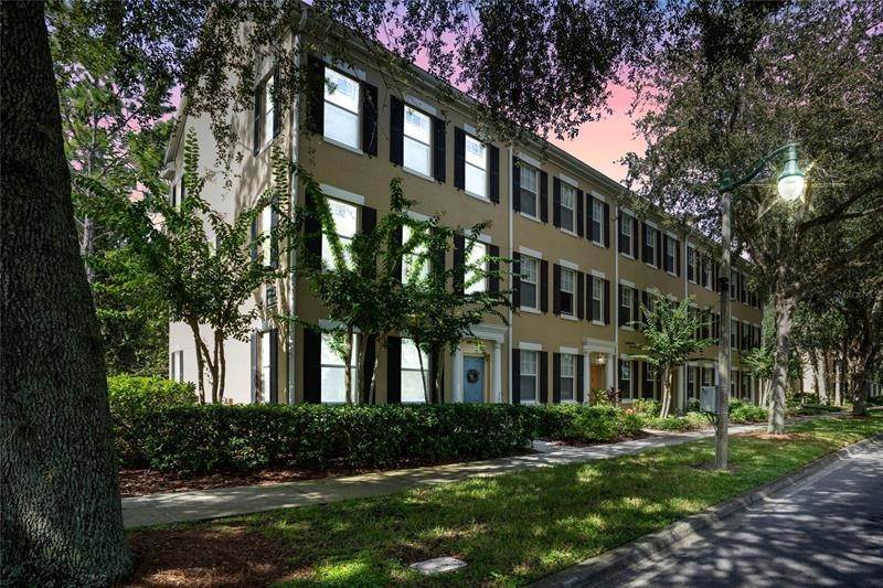 4. Single Family Homes for Sale at 1000 WATERSIDE DRIVE Celebration, Florida 34747 United States