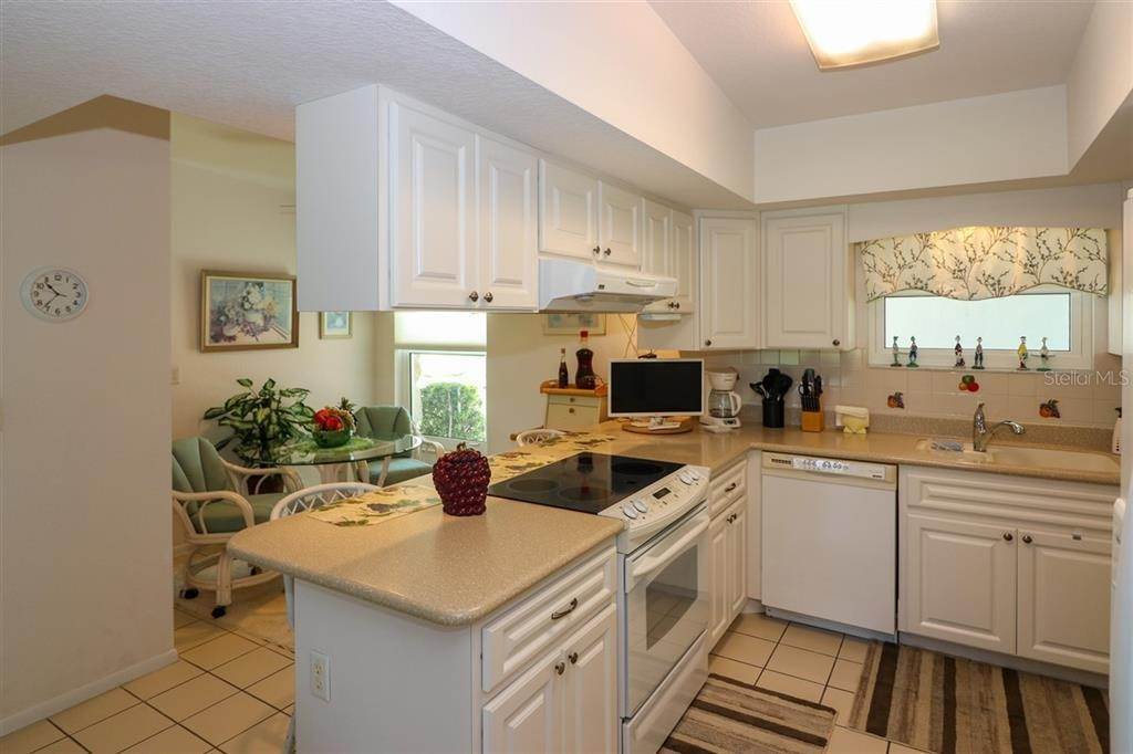 12. Single Family Homes for Sale at 22580 Bolanos COURT Port Charlotte, Florida 33952 United States